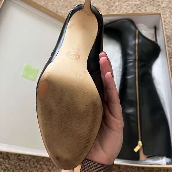 Michael Kors Clara Leather Boot Size 10M stilleto black - Picture 6 of 6